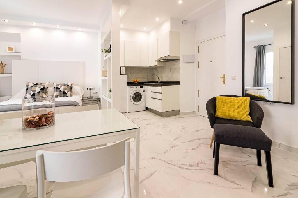 Arriola B Freshapartments Малага Экстерьер фото
