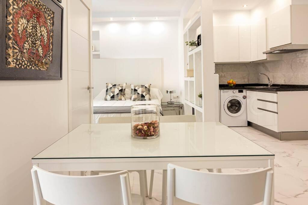 Arriola B Freshapartments Малага Экстерьер фото